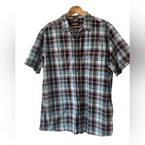 Alesbury XLT Slim short sleeve plaid shirt